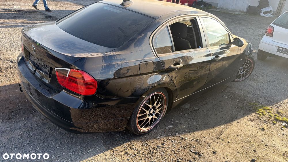 BMW Seria 3 320i - 7