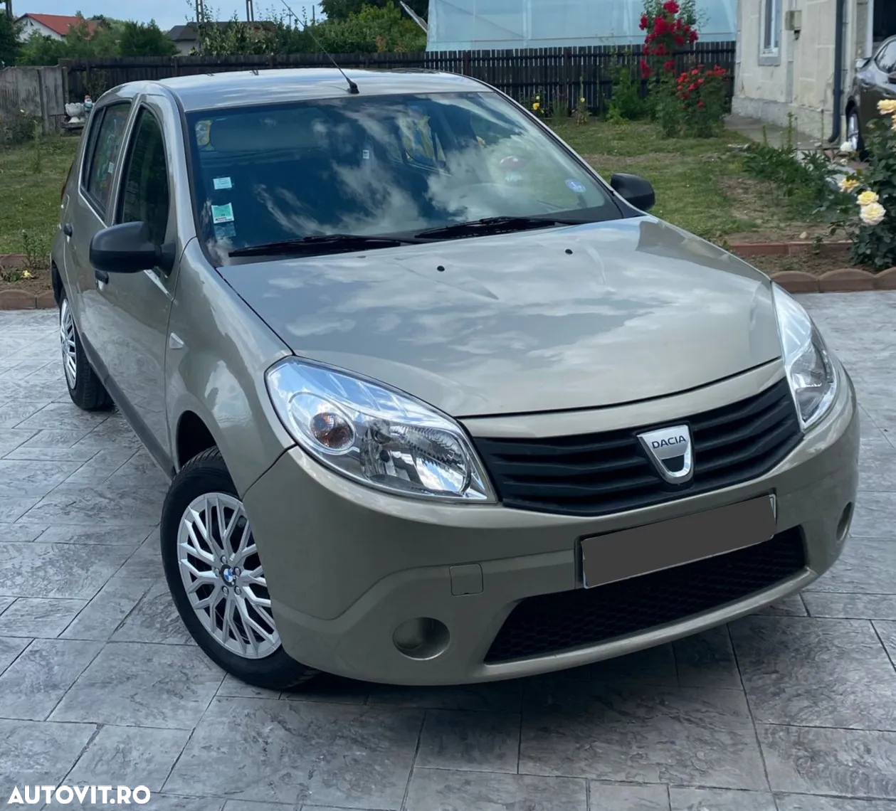 Dacia Sandero - 3
