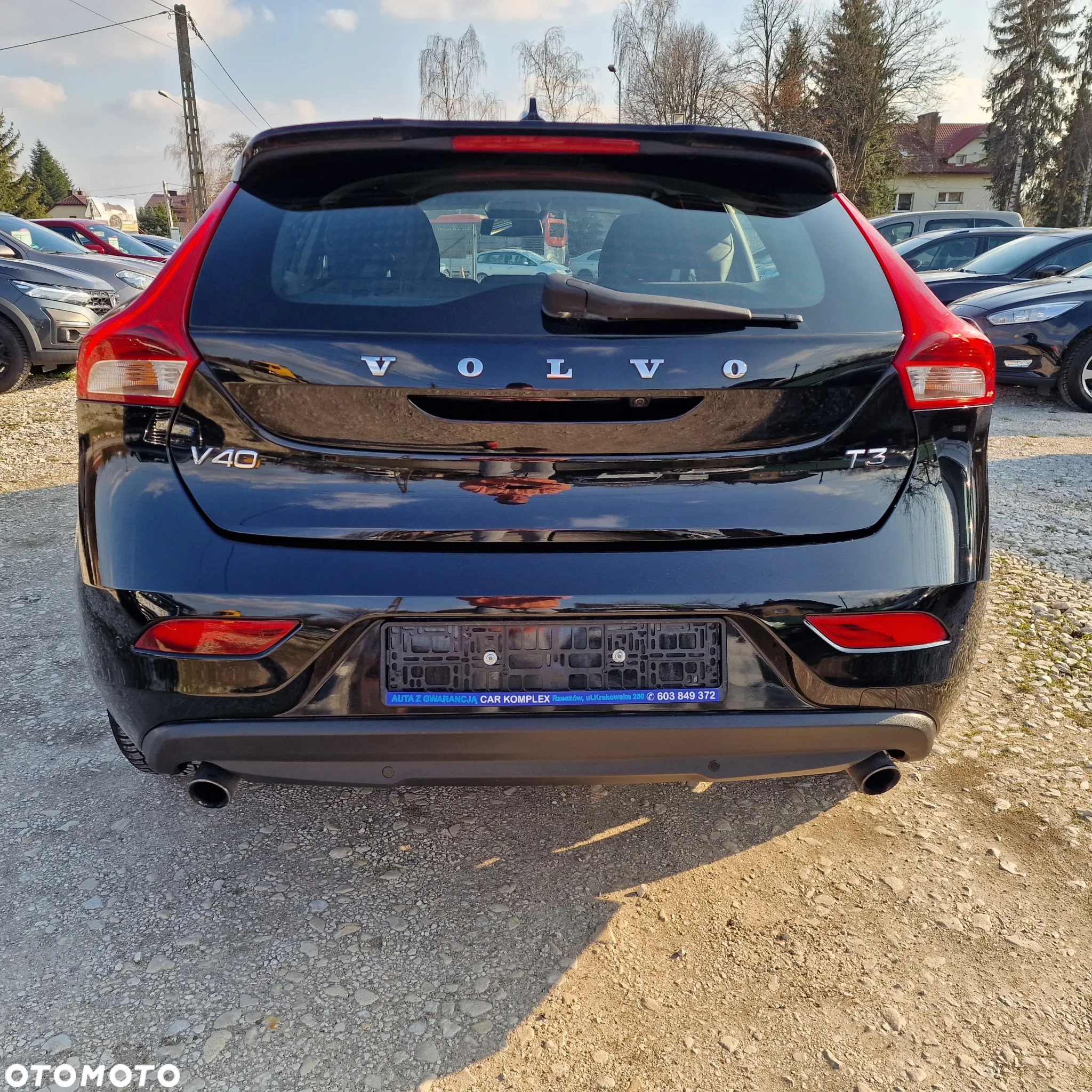 Volvo V40 T3 Drive-E Momentum - 4