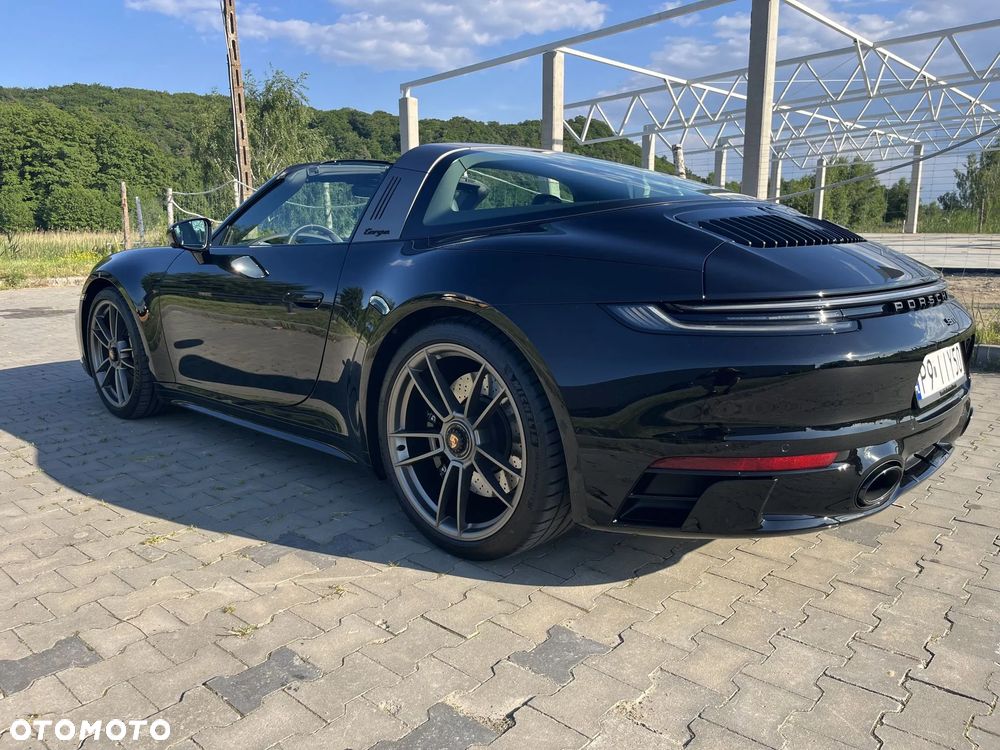 Porsche 911 - 4