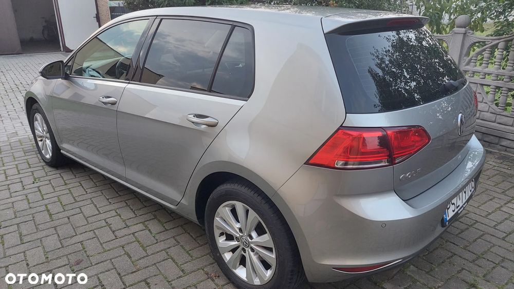 Volkswagen Golf VII 1.2 TSI BMT Comfortline - 11