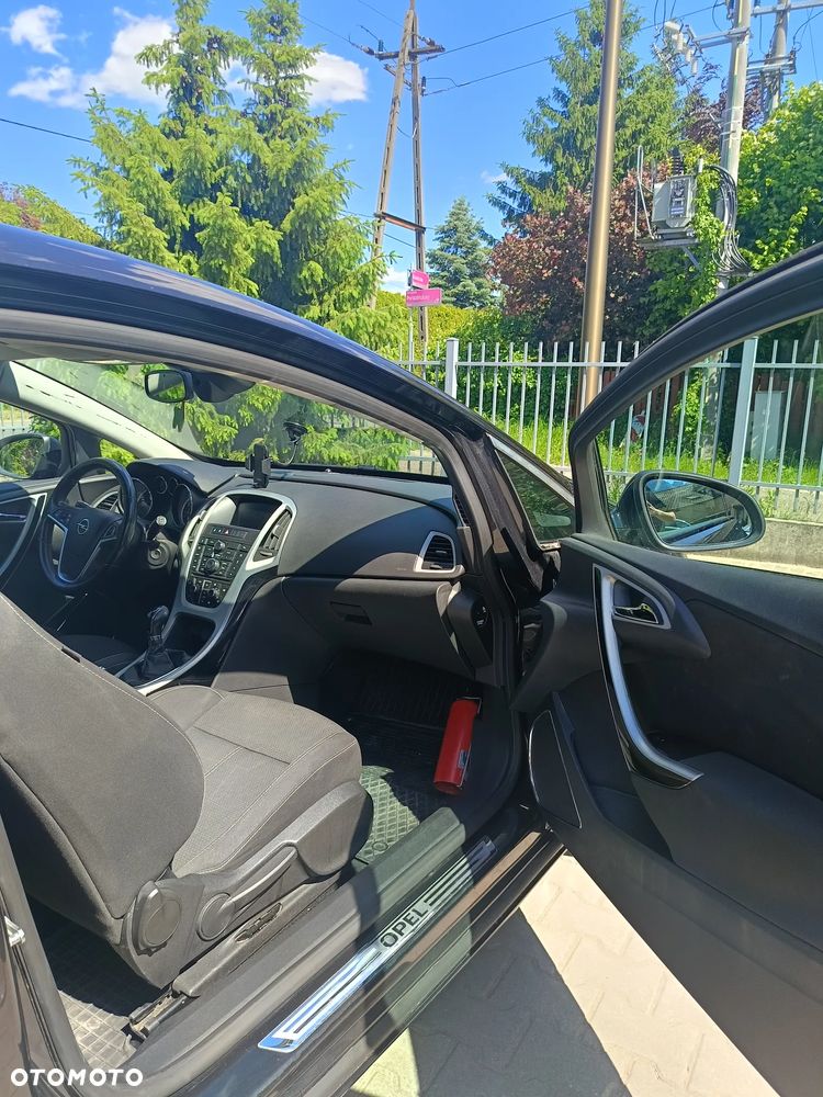 Opel Astra - 10