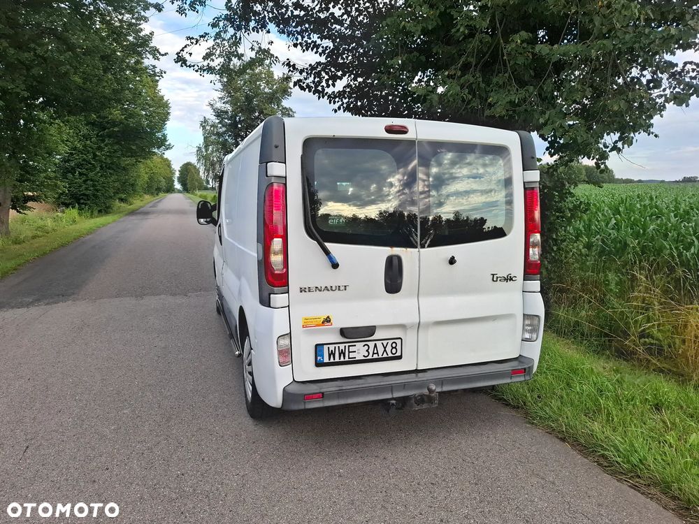 Renault TRAFIC - 10