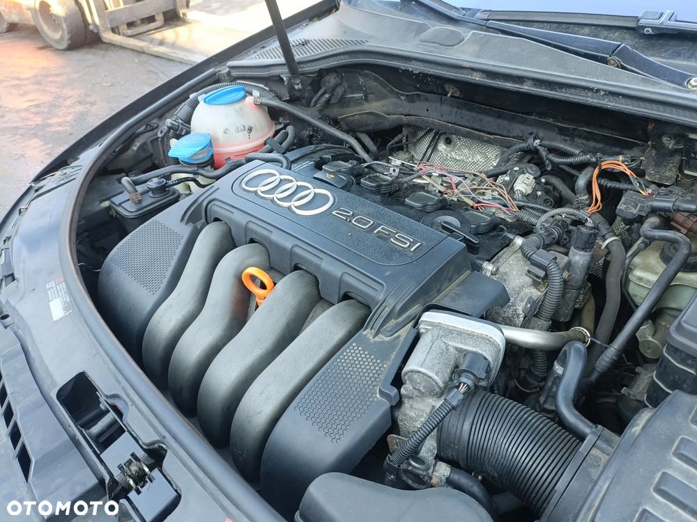 AUDI A3 II 8P 03-13 2003 r. SILNIK 2,0 FSI 110 kW 150 KM AXW * - 4