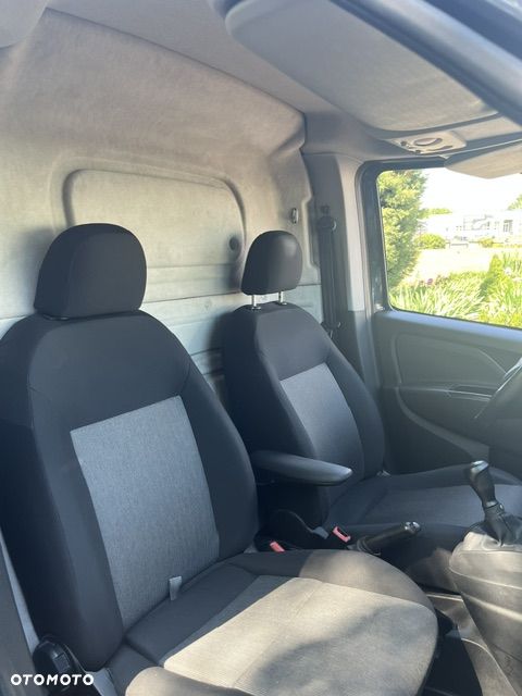 Fiat Doblo - 21