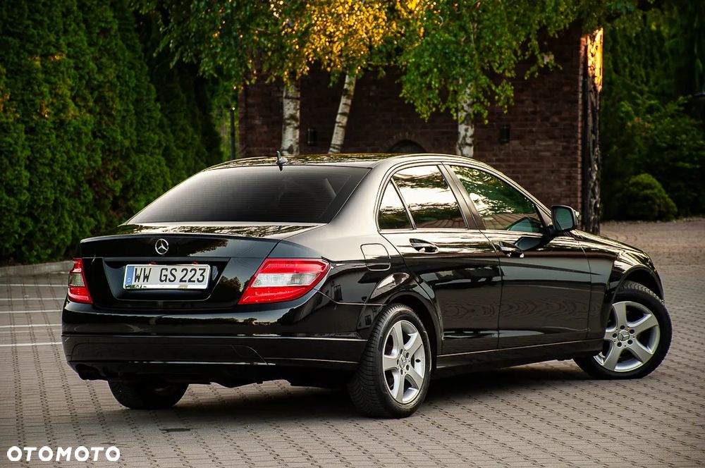 Mercedes-Benz Klasa C 180 Kompressor Automatik - 16