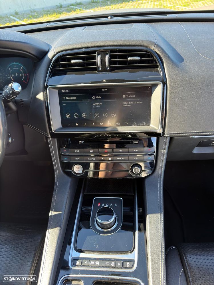Jaguar F-Pace 2.0 i4D R-Sport Aut. - 15