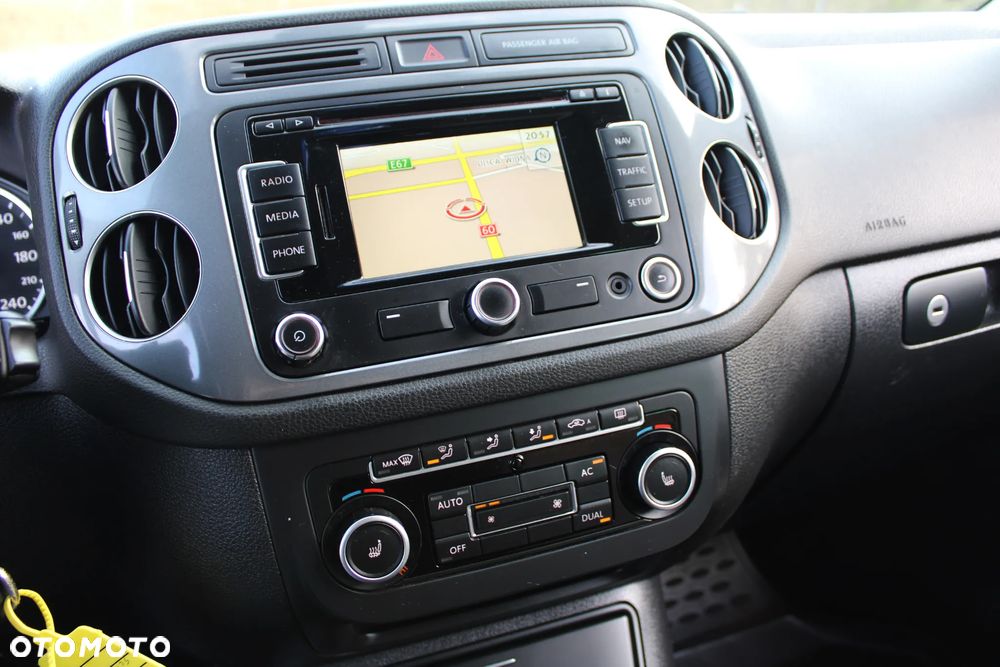 Volkswagen Tiguan - 21