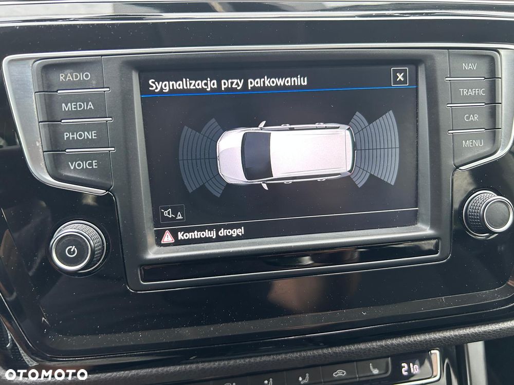 Volkswagen Touran 2.0 TDI BMT Highline DSG - 33