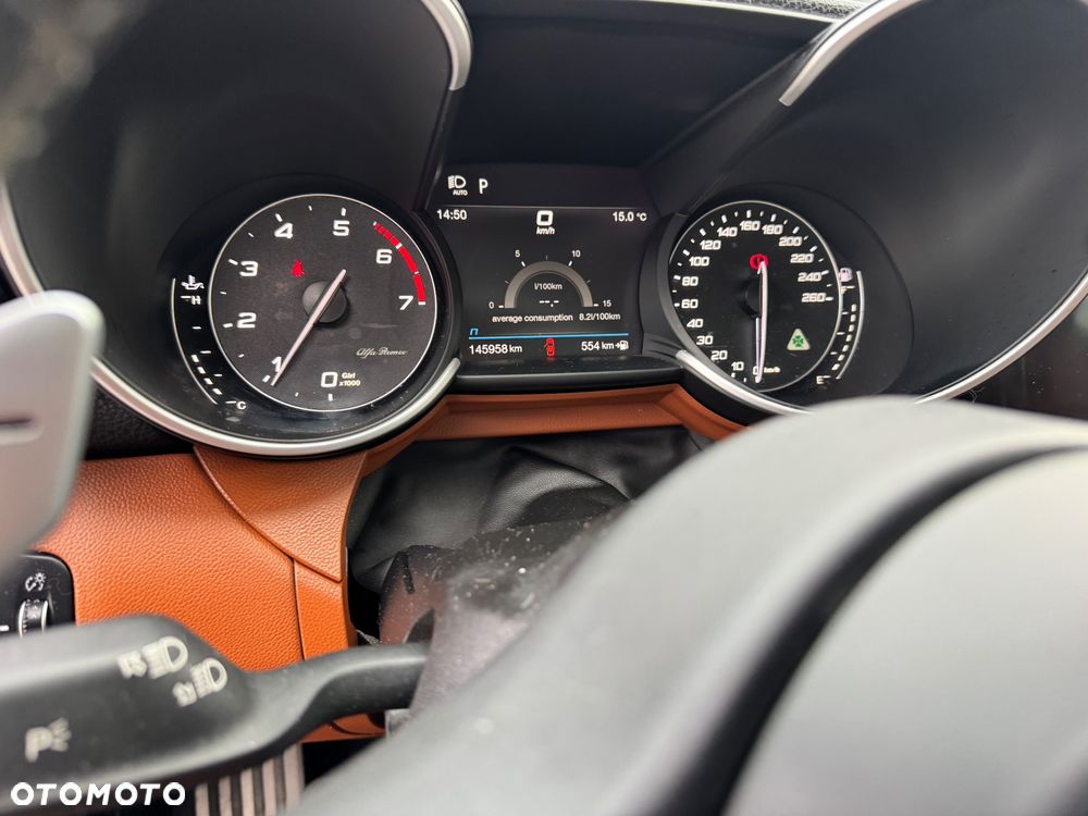 Alfa Romeo Giulia 2.2 D Turbo Super - 13