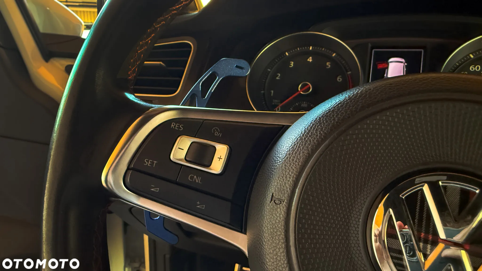 Volkswagen Golf - 13