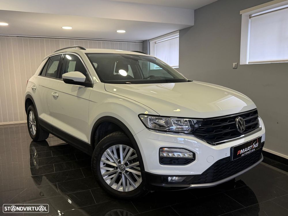 Volkswagen T-Roc 1.5 TSI Style — fotografia 25
