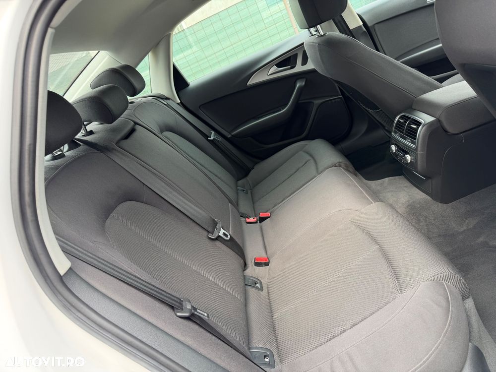 Audi A6 2.0 TDI Ultra DPF S tronic - 11