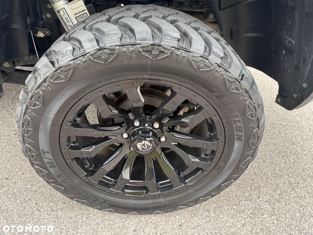 Dodge RAM TRX - 12