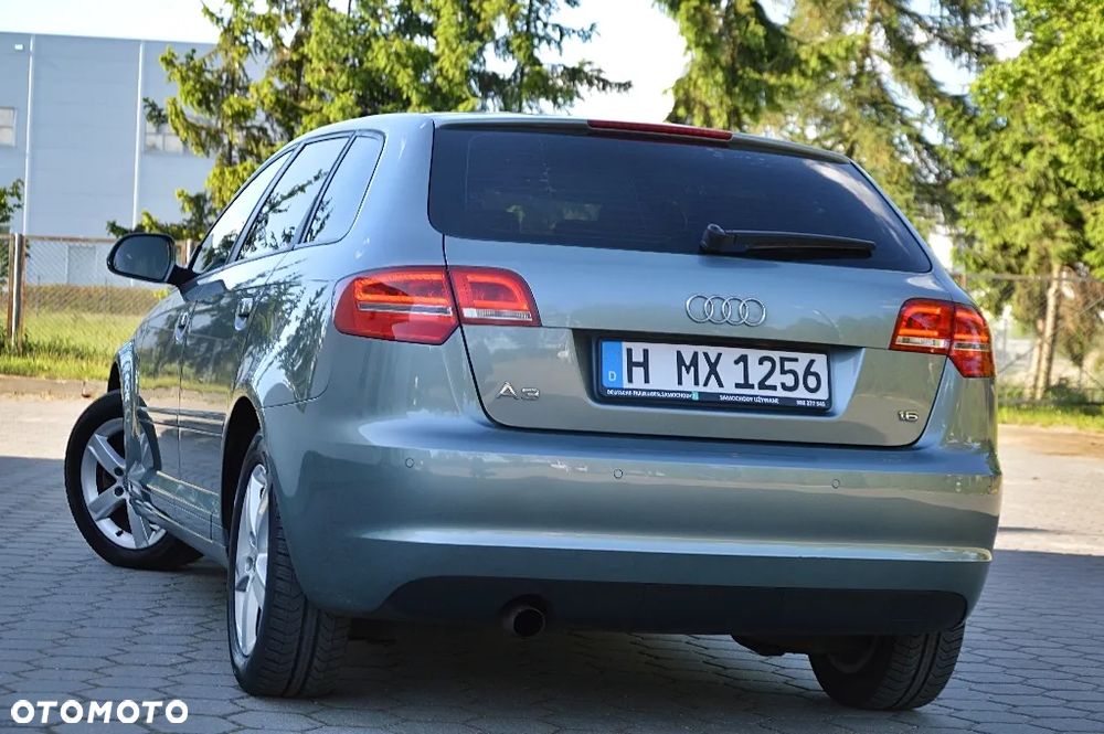 Audi A3 Sportback 1.6 Attraction - 8