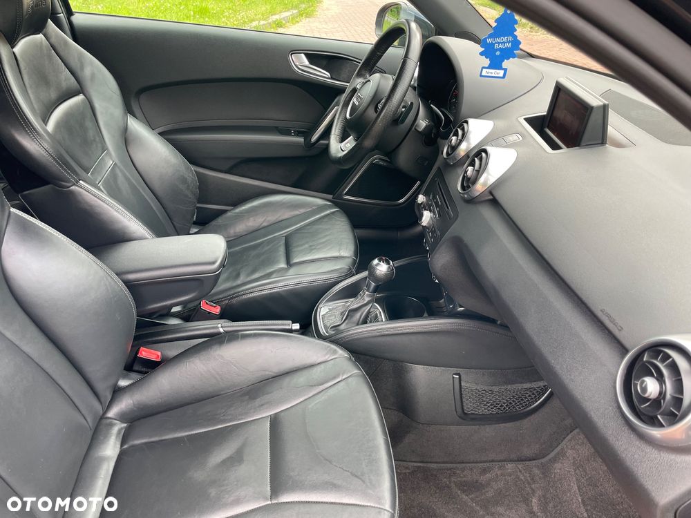 Audi A1 3-drzwiowe 1.4 TFSI S tronic S line Sportpaket - 26