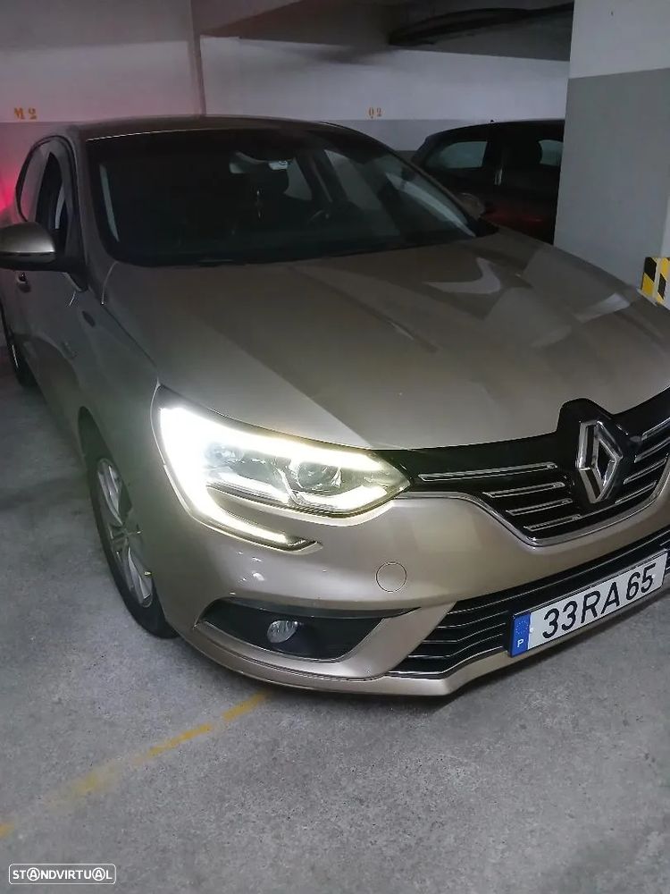 Renault Mégane 1.5 dCi Intens - 2
