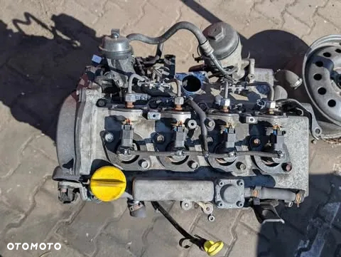 SILNIK WTRYSKI POMPA 1.7 CDTI Z17DTH OPEL MERIVA CORSA ASTRA - 2