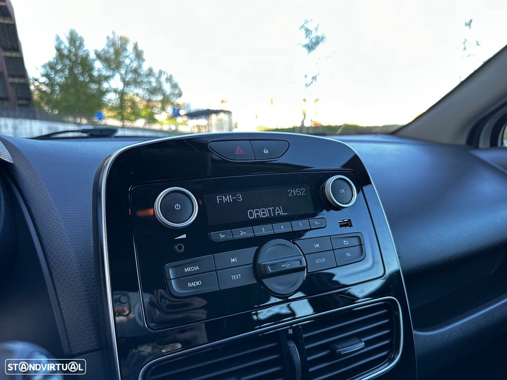 Renault Clio 1.5 DCI - 6