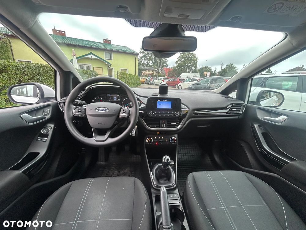 Ford Fiesta 1.1 S&S TREND - 17