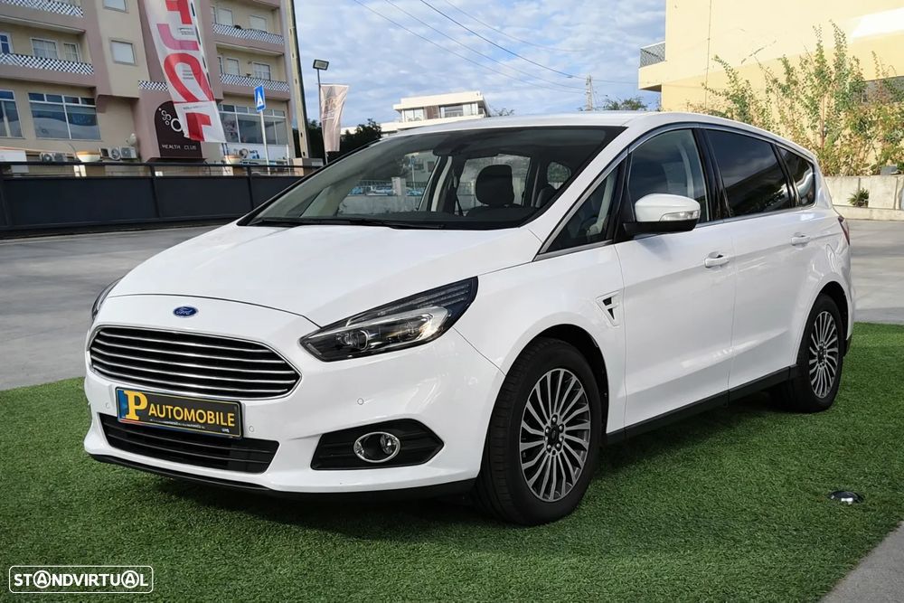 Ford S-Max 2.0 TDCi Titanium - 1