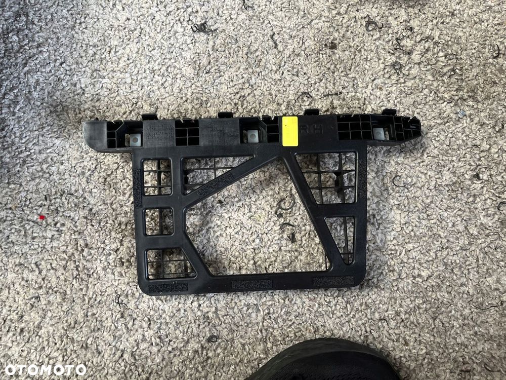 ŚLIZG ZDERZAKA HYUNDAI I30 II TYŁ - 3