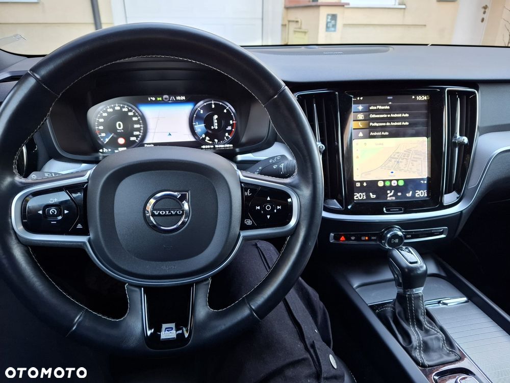 Volvo V60 D3 R-Design - 15