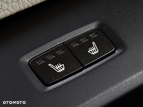 Volvo XC 90 D4 FWD Momentum - 21