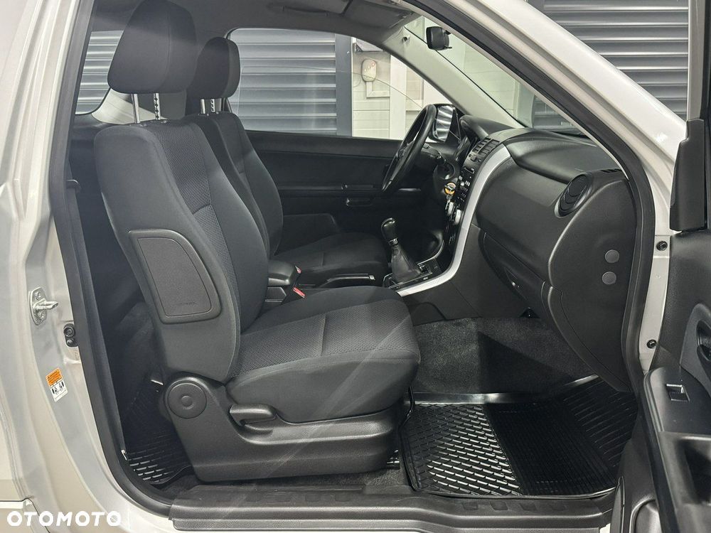 Suzuki Grand Vitara - 14