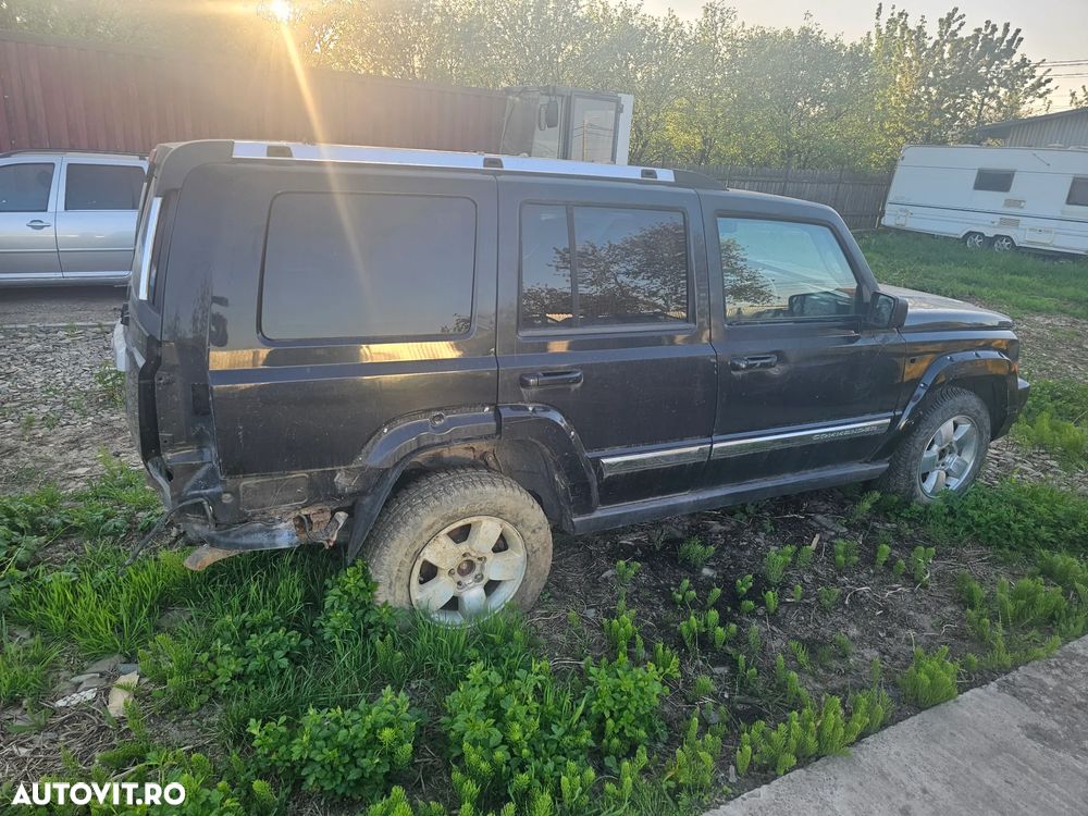 Dezmembrez Jeep Commander 3.0 crdi an 2007 2008 - 7