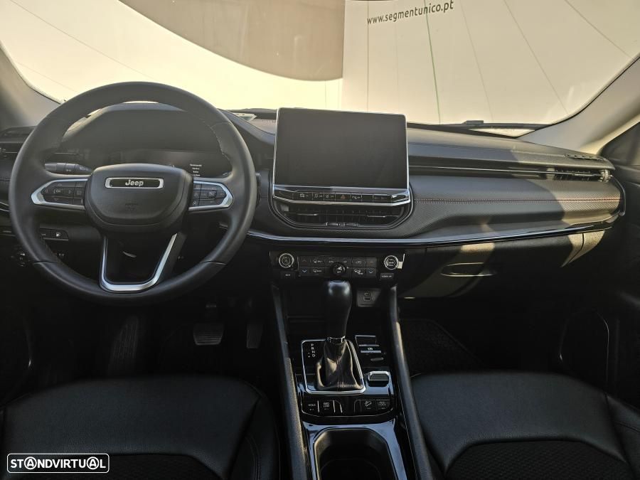 Jeep Compass 1.3 TG Trailhawk - 25