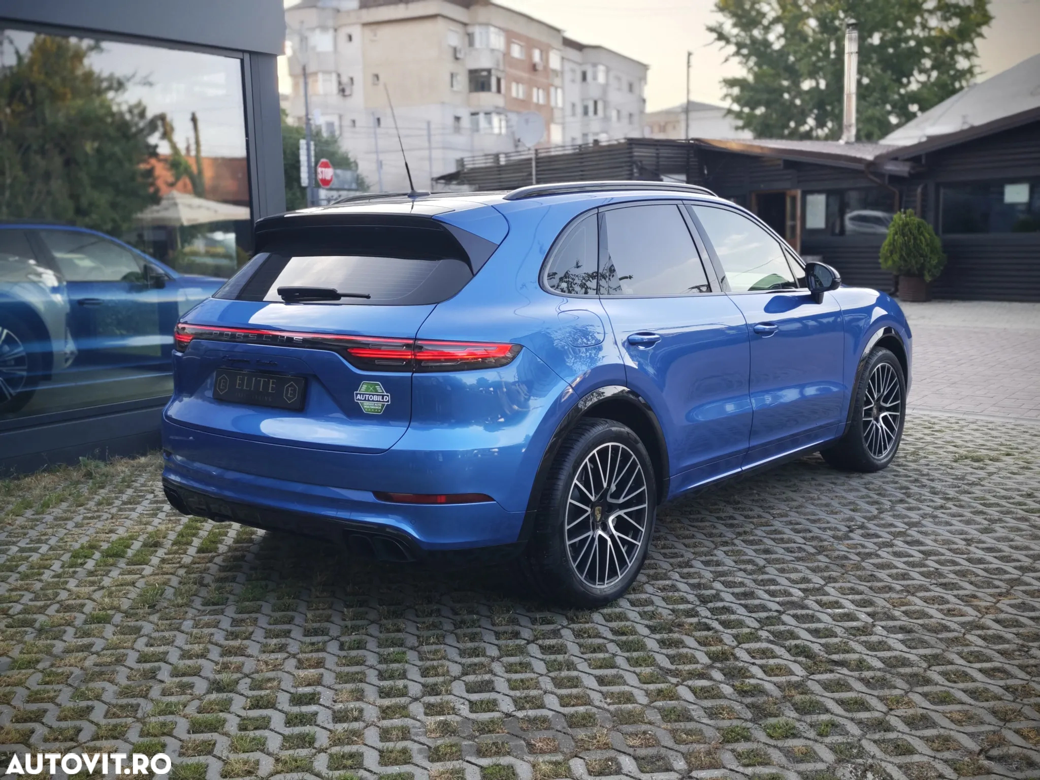 Porsche Cayenne Turbo Tiptronic S - 5