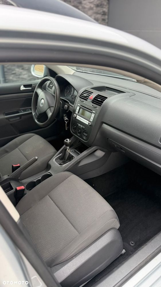 Volkswagen Golf 1.9 TDI Comfortline - 7