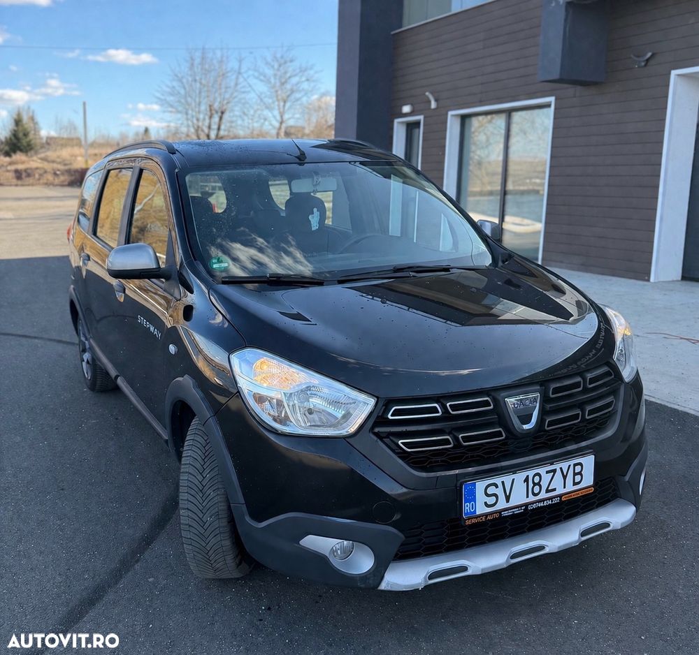Dacia Lodgy TCe 115 Stepway - 2