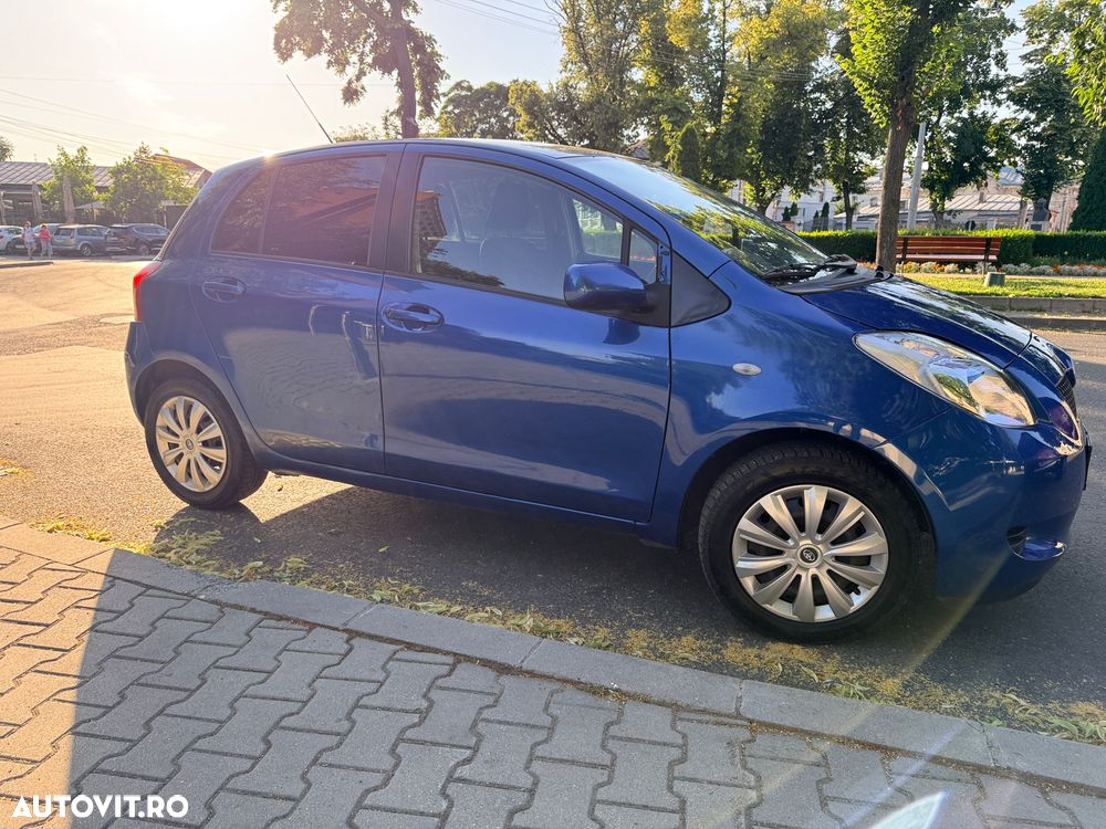 Toyota Yaris 1.4 D-4D Sol - 3