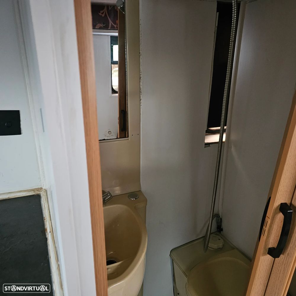 Renault Master Autocaravana - 25