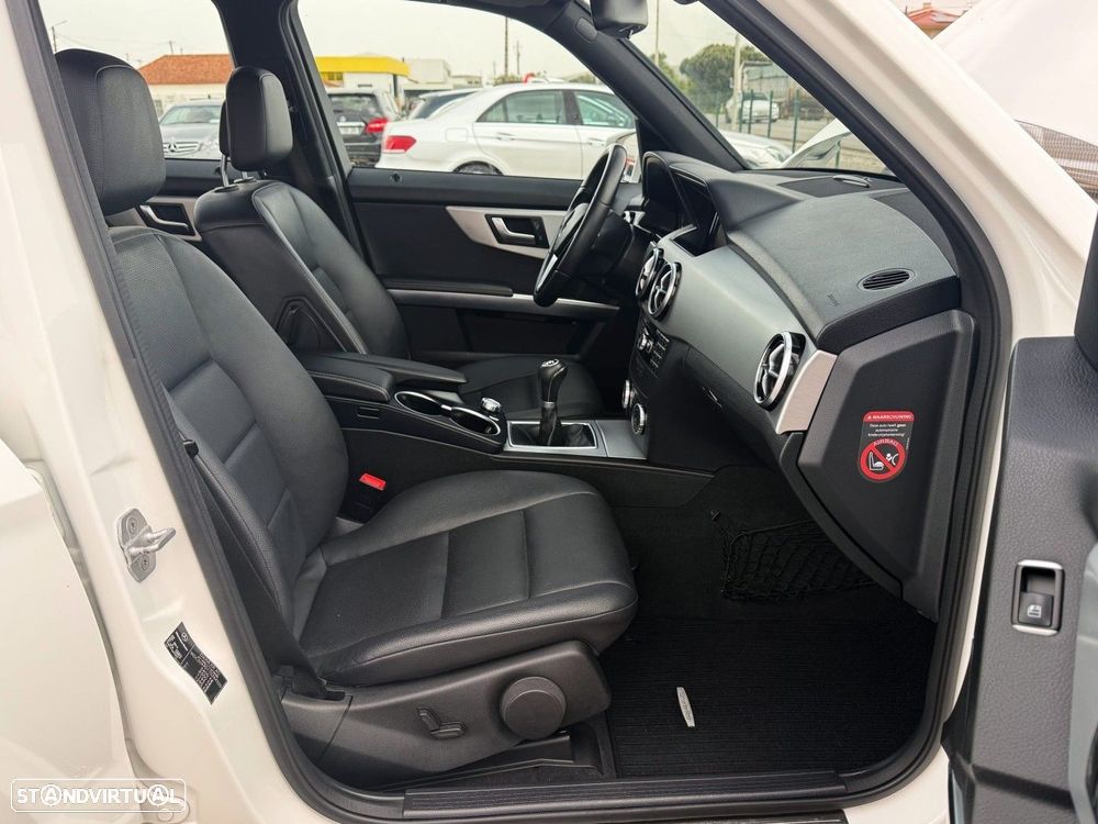 Mercedes-Benz GLK 200 CDI (BlueEFFICIENCY) - 11