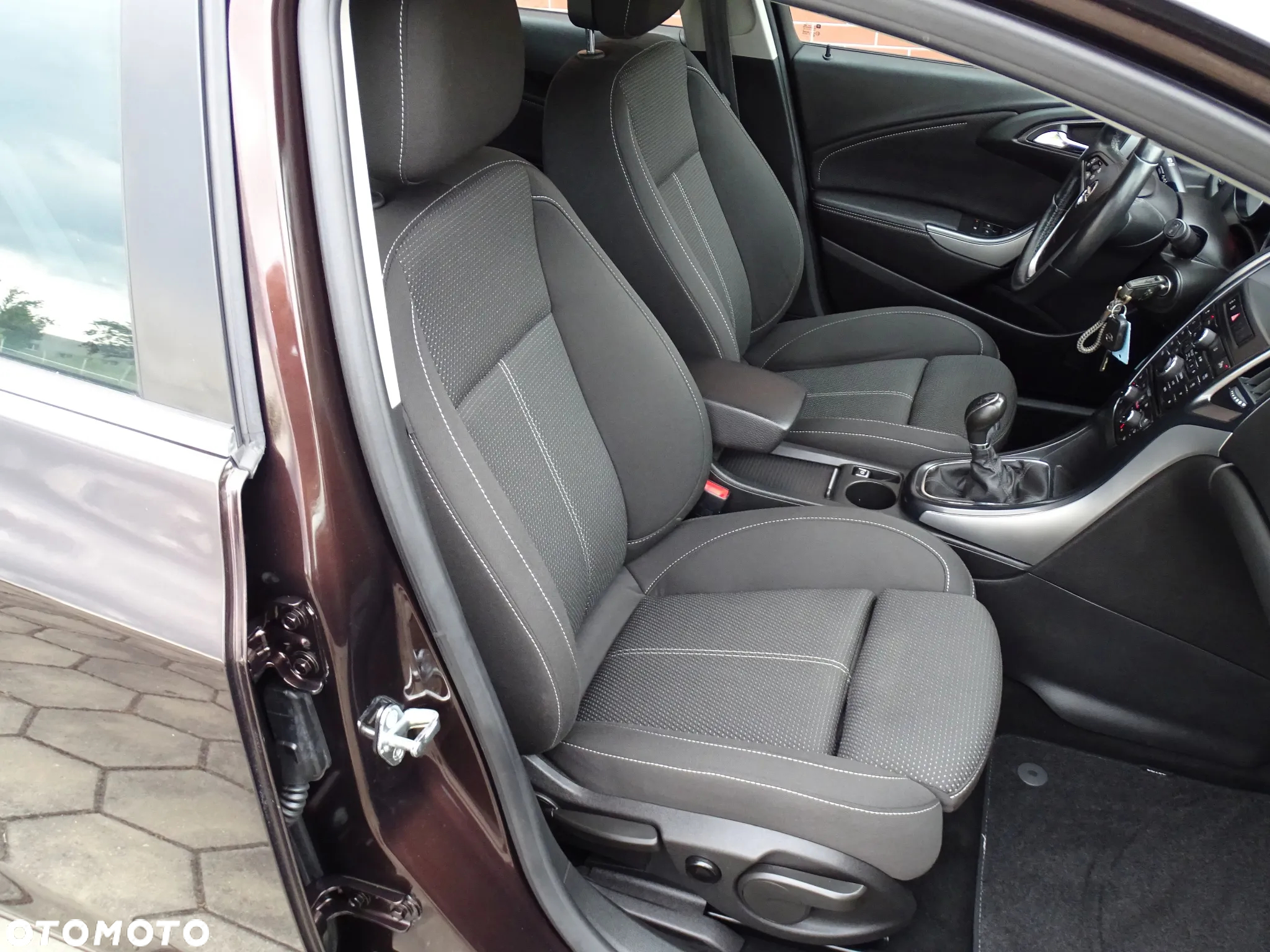 Opel Astra IV 2.0 CDTI Sport - 22