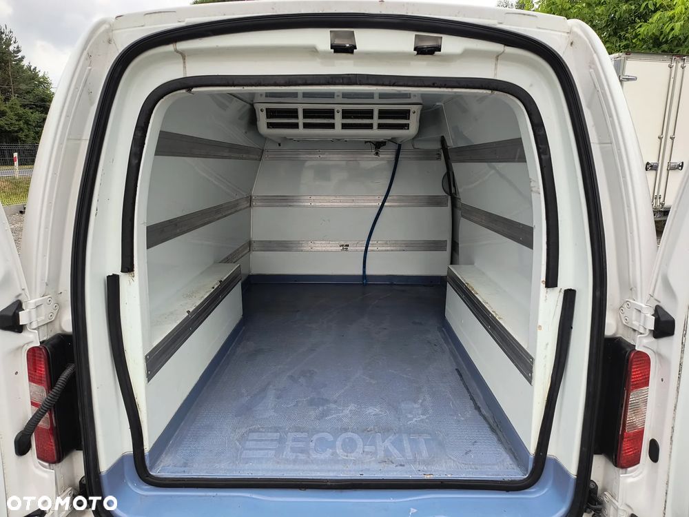 Volkswagen Caddy - 13