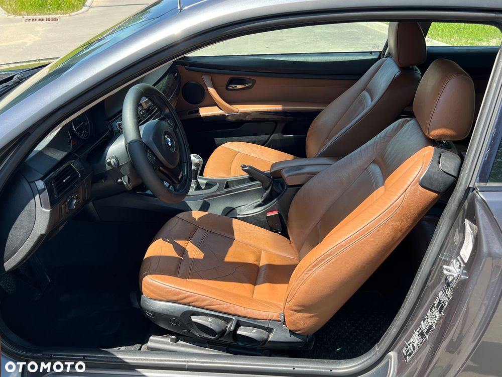BMW Seria 3 320d DPF - 9