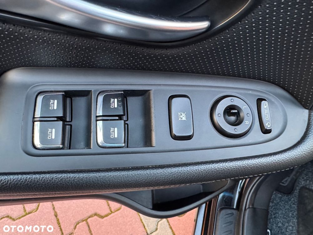 Kia Carens 1.7 CRDi 141 ISG Spirit - 13