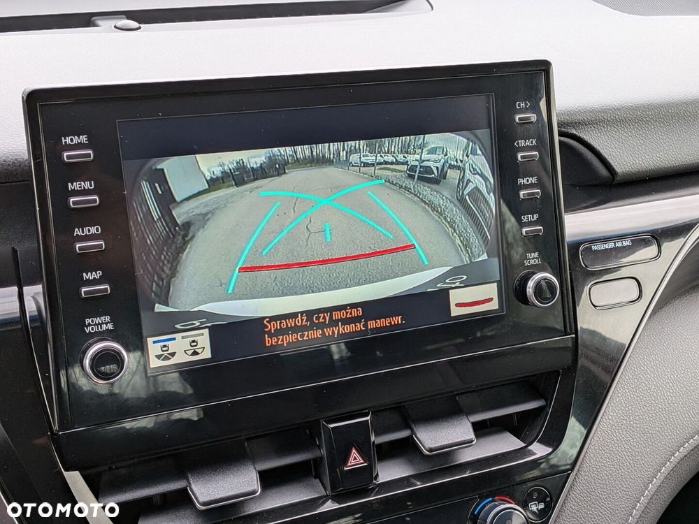 Toyota Camry 2.5 Hybrid Executive CVT - 30