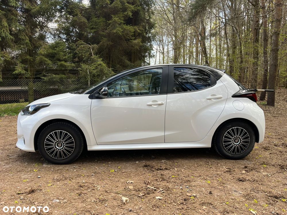 Toyota Yaris 1.5 Comfort CVT - 2