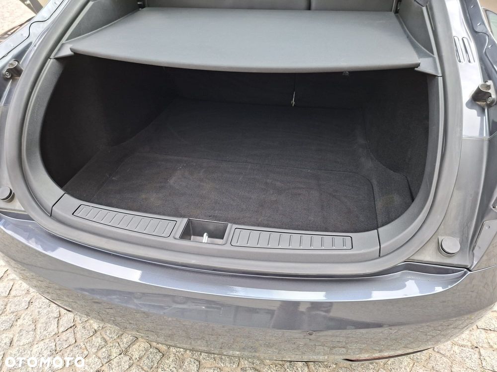 Tesla Model S Maximale Reichweite - 40