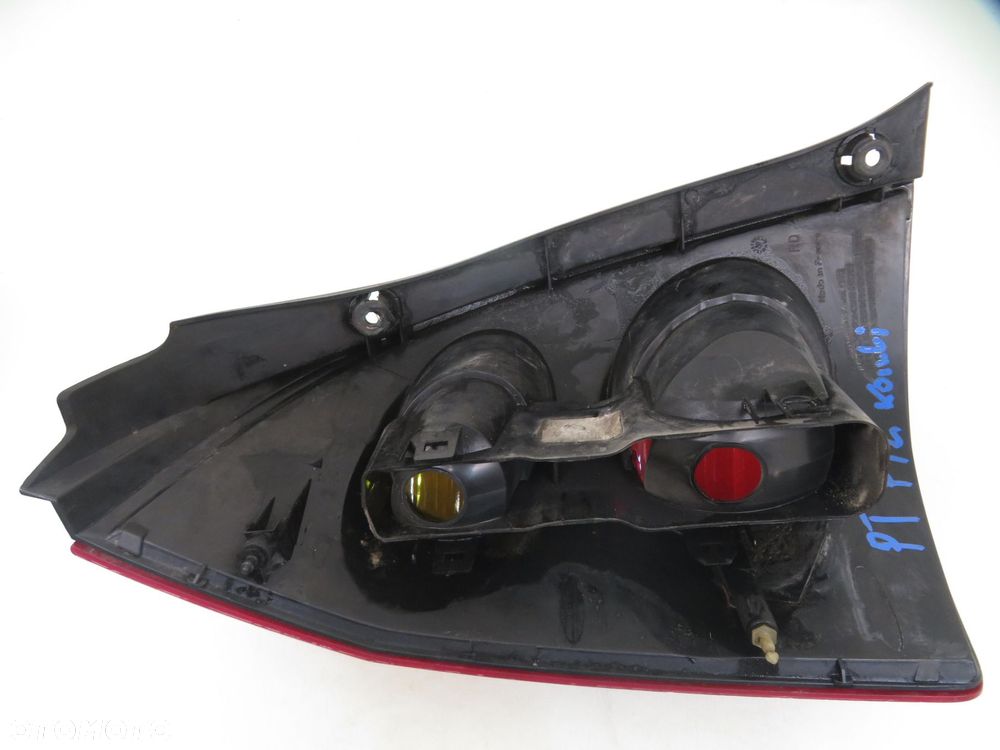 LAMPA PRAWA TYLNA NISSAN PRIMERA P12 KOMBI - 6