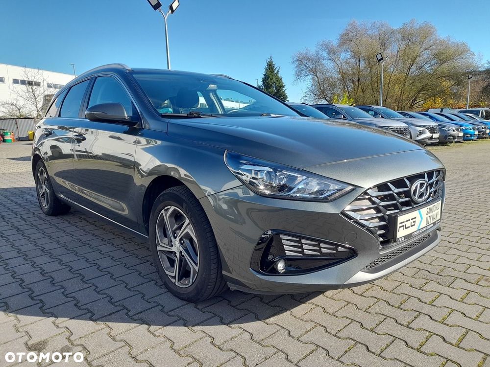 Hyundai i30 1.5 DPI Comfort - 1