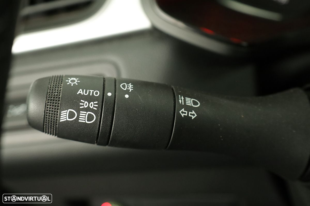 Renault Captur 1.0 TCe Techno Bi-Fuel - 15