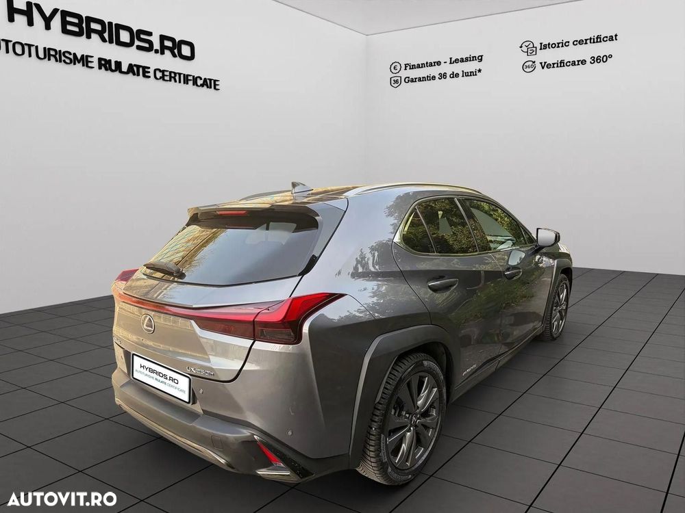 Lexus UX 250h F SPORT - 6