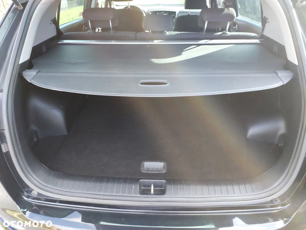 Kia Sportage 1.6 GDI Black Edition 2WD - 11