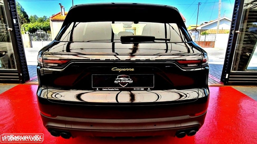 Porsche Cayenne E-Hybrid Platinum Edition - 2